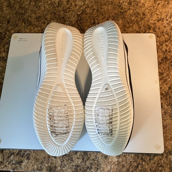 Easy Spirit Golda Sneakers - Picture 6 of 7